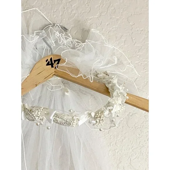 Unbranded Crown Embellished Wedding Veil - OS - Picture 4 of 10